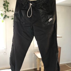 Nike new without tags 2020 ladies bomber pants